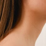 Simplicity Fildishi Earring
