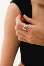 Dot Ring