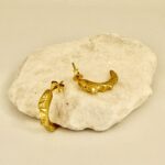 Sharp Rock Semi Hoop