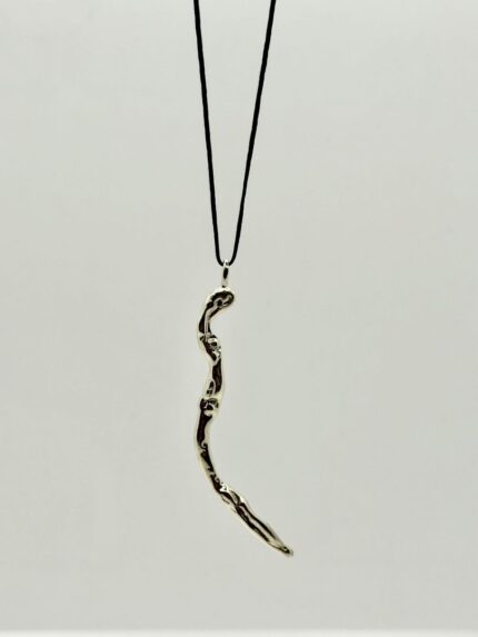Totem pendant M1