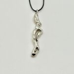 Totem pendant - M4