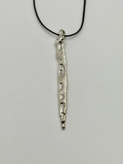 Totem pendant - M7