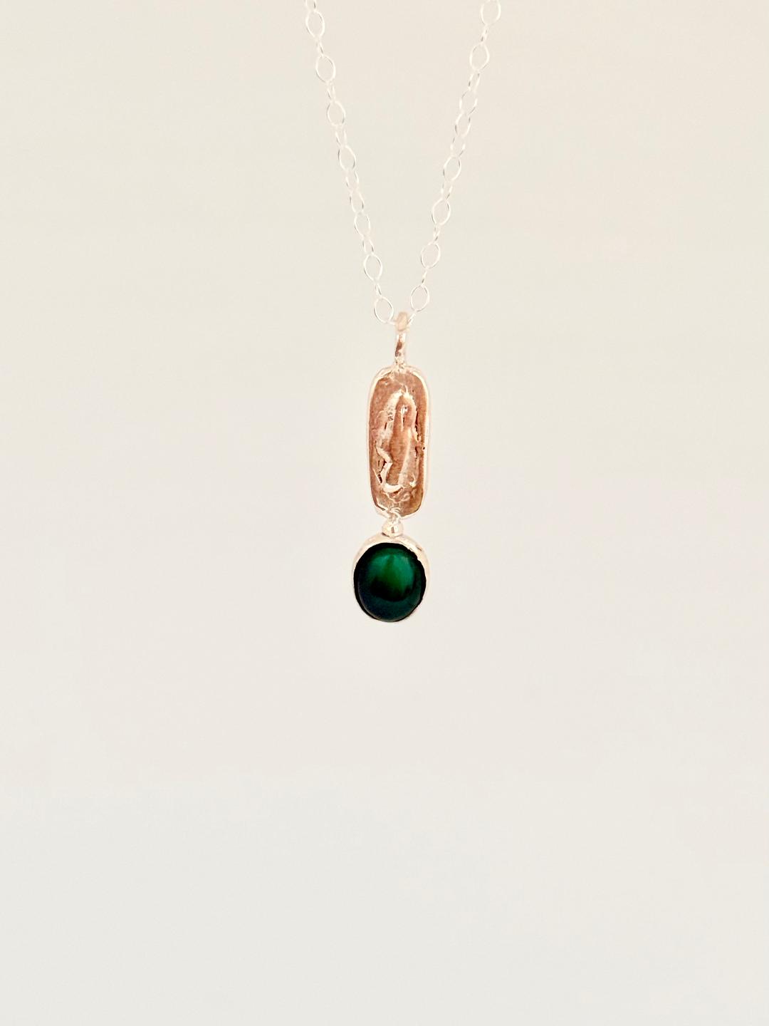 ANK 918 B Green Agate Pendant - Image 1